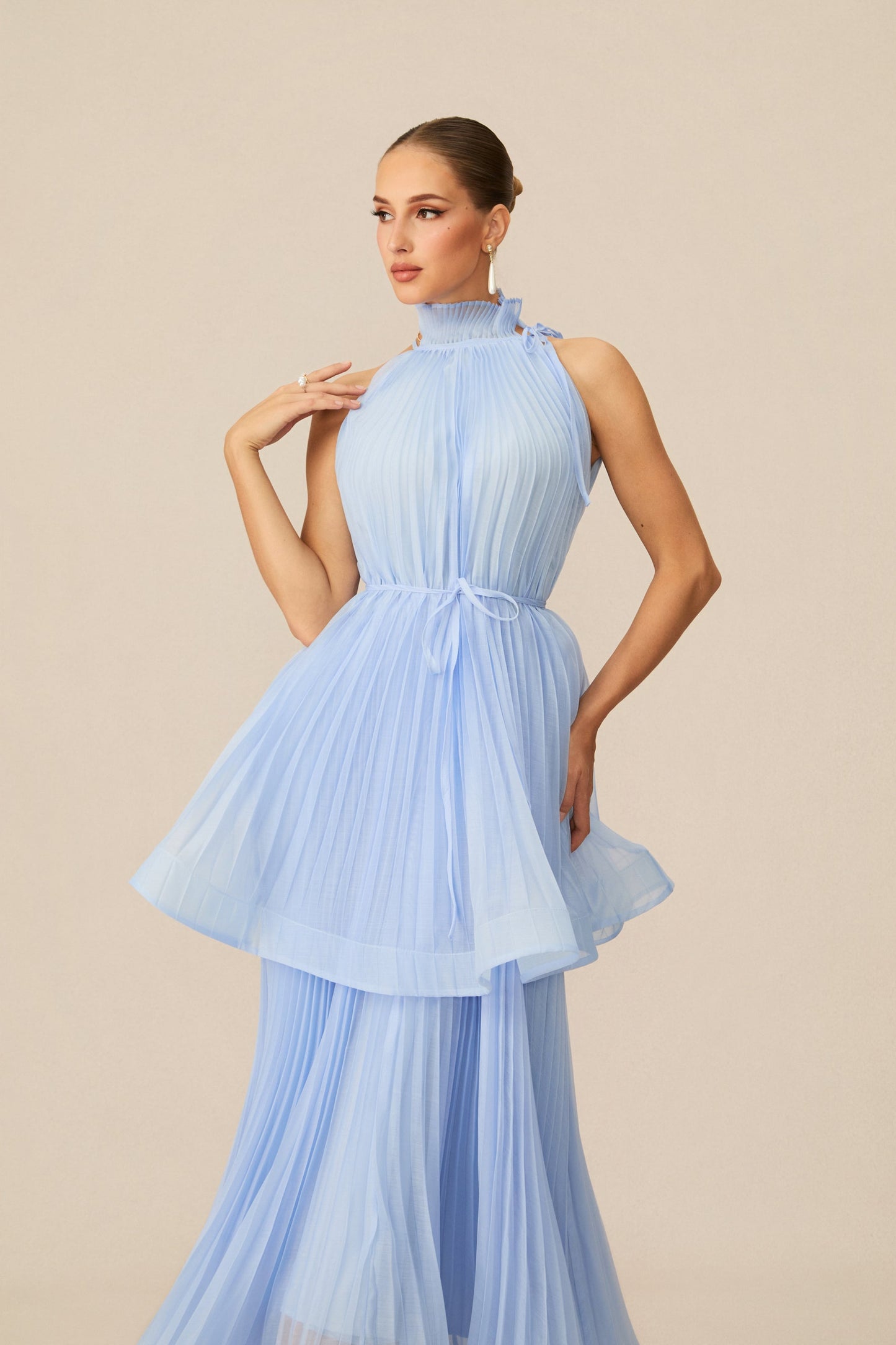 Macy Elegant Sleeveless Pleated Skirt Set