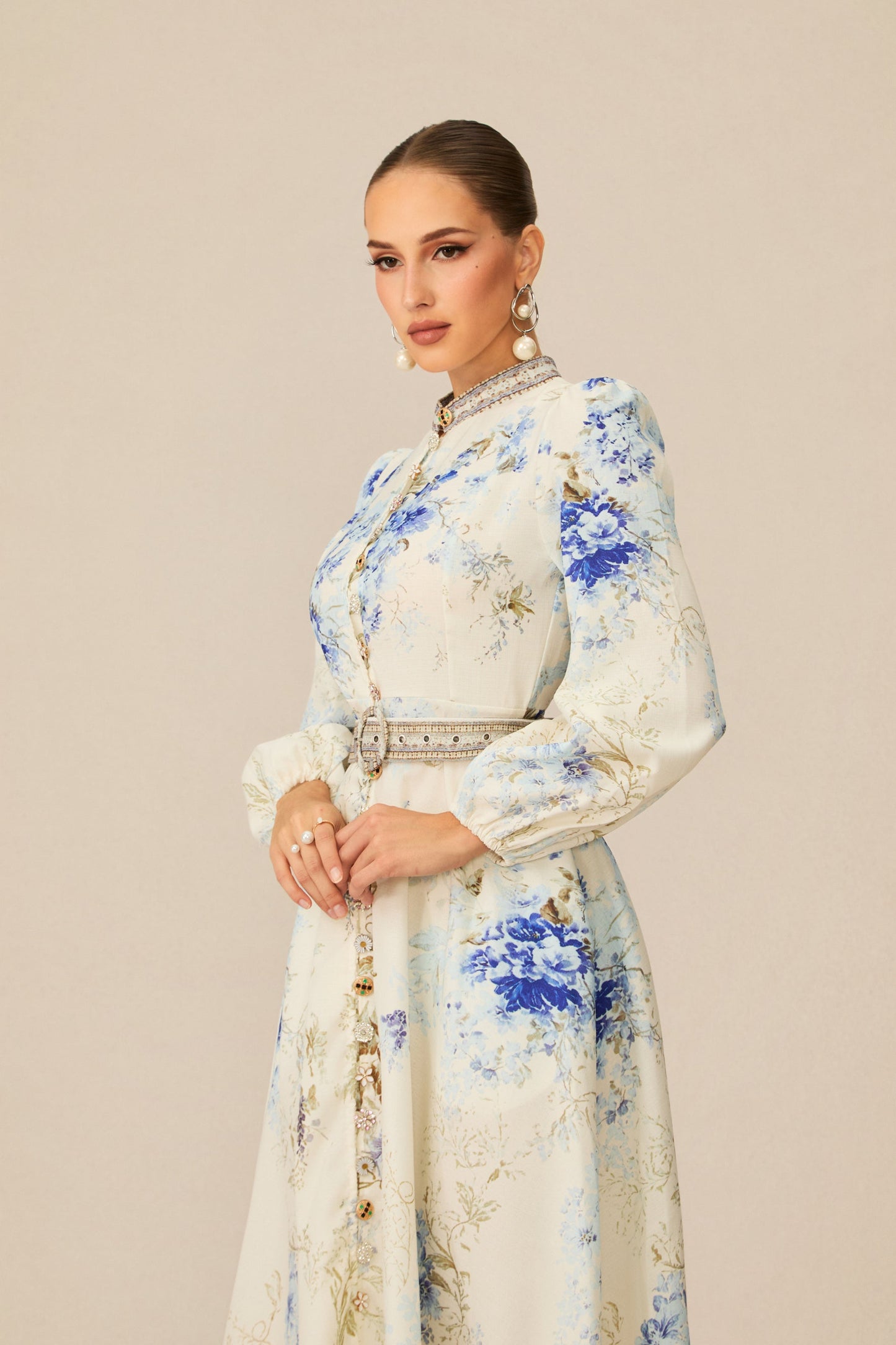 Yara Gorgeous White Floral Print Midi Dress