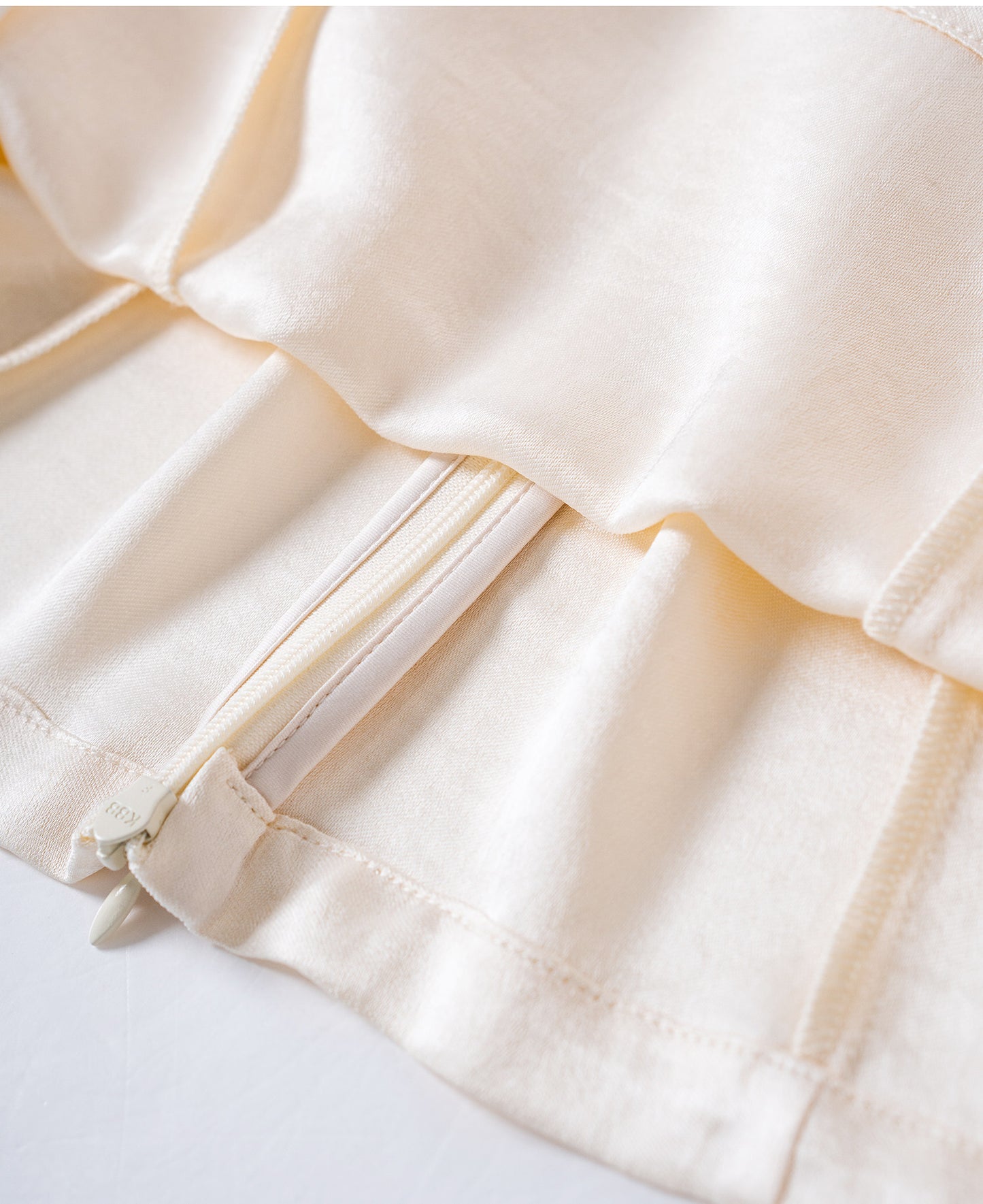 fe9207ec-49d4-4eae-8c44-26319a1ebeac