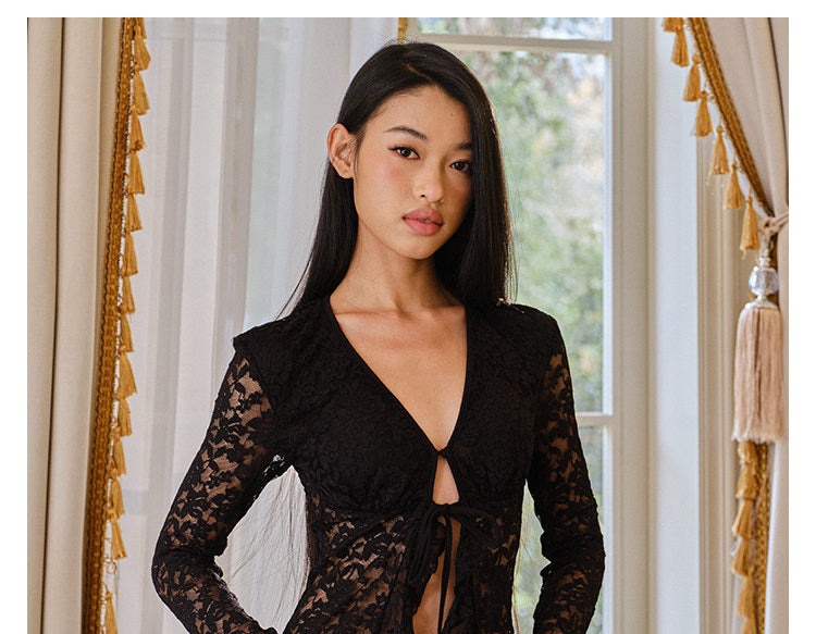 Lace Knitted Top with V-Neck Design
