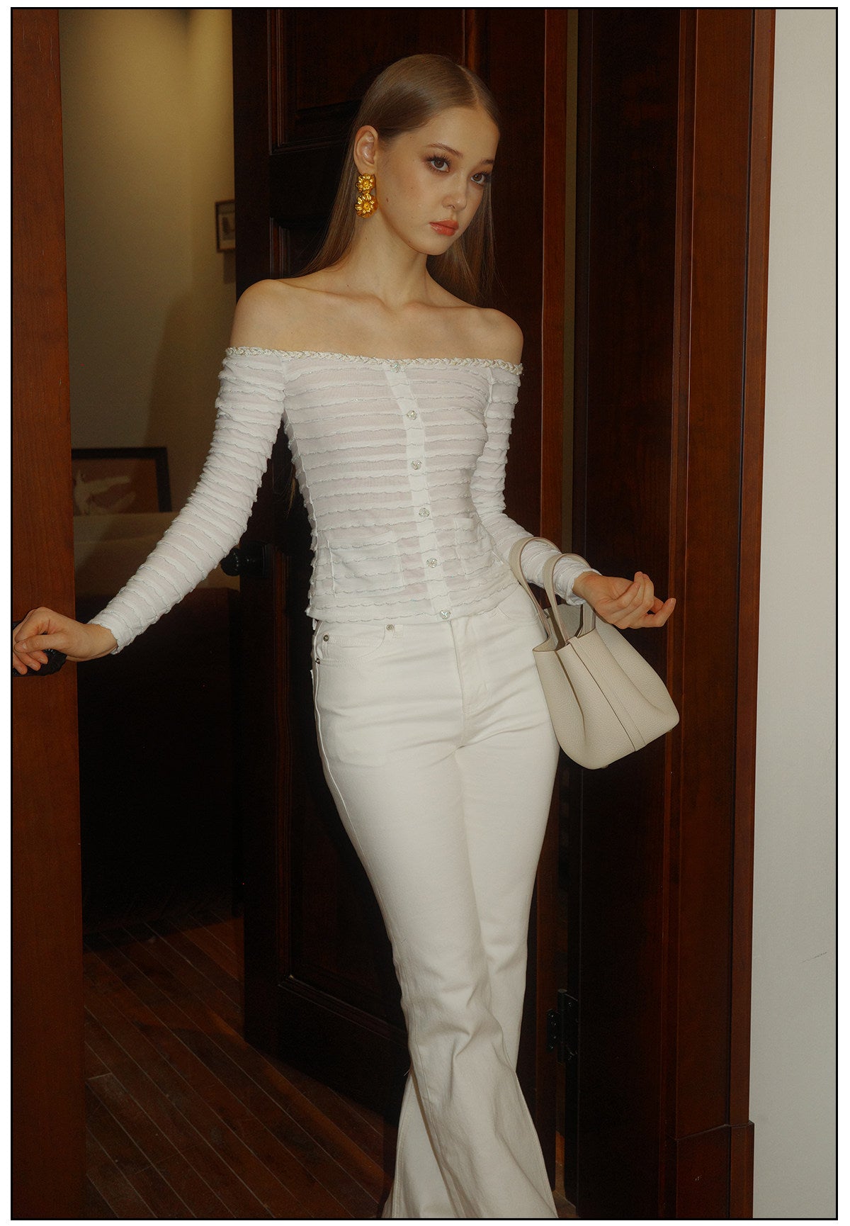Elastic Off-Shoulder Top - Sweet Design