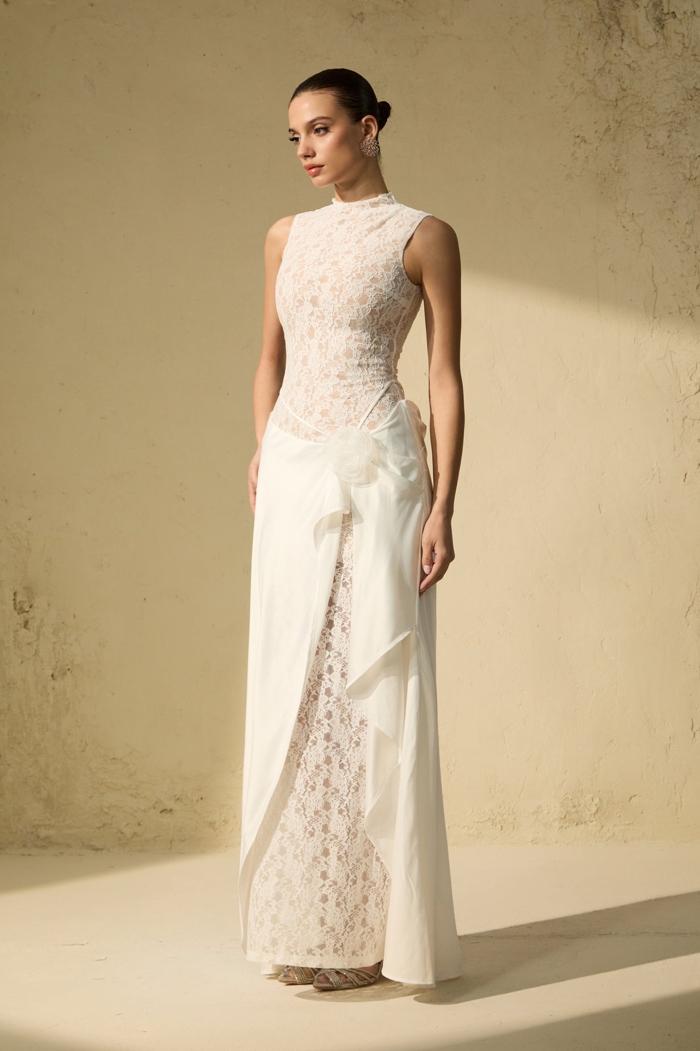 Kate White Floral Lace Sleeveless Maxi Dress