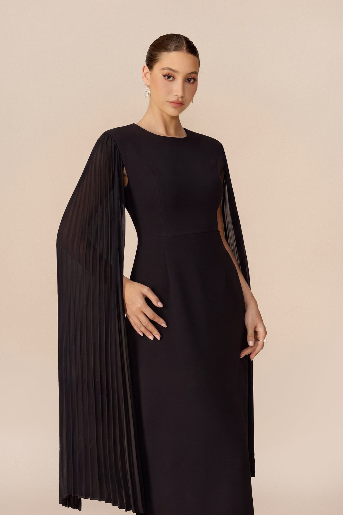 Black Pleated Cape Round Neck Formal Midi Dress
