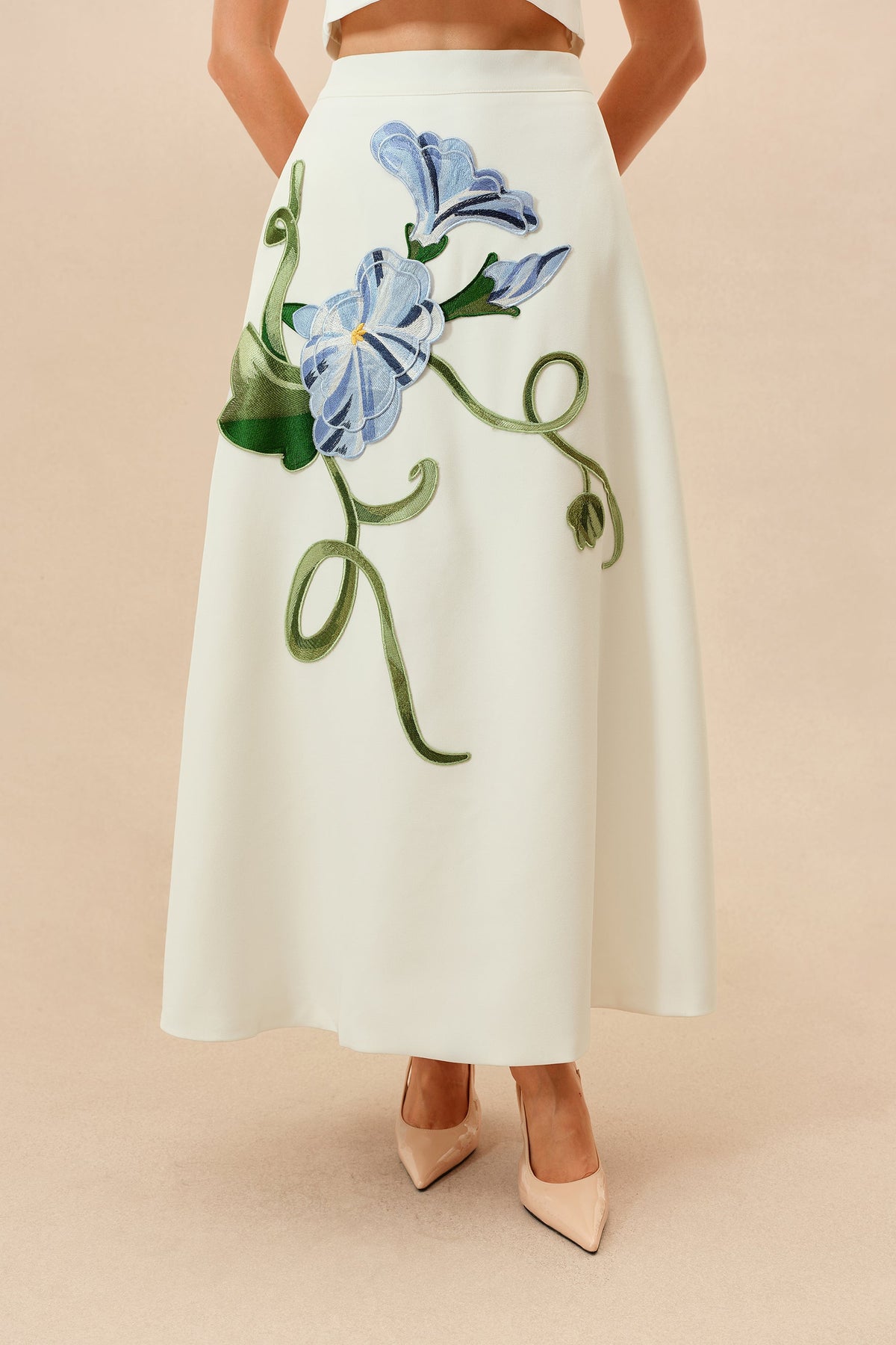 White Floral Appliqué Short-Sleeve Formal Cropped Top & Maxi Skirt Set