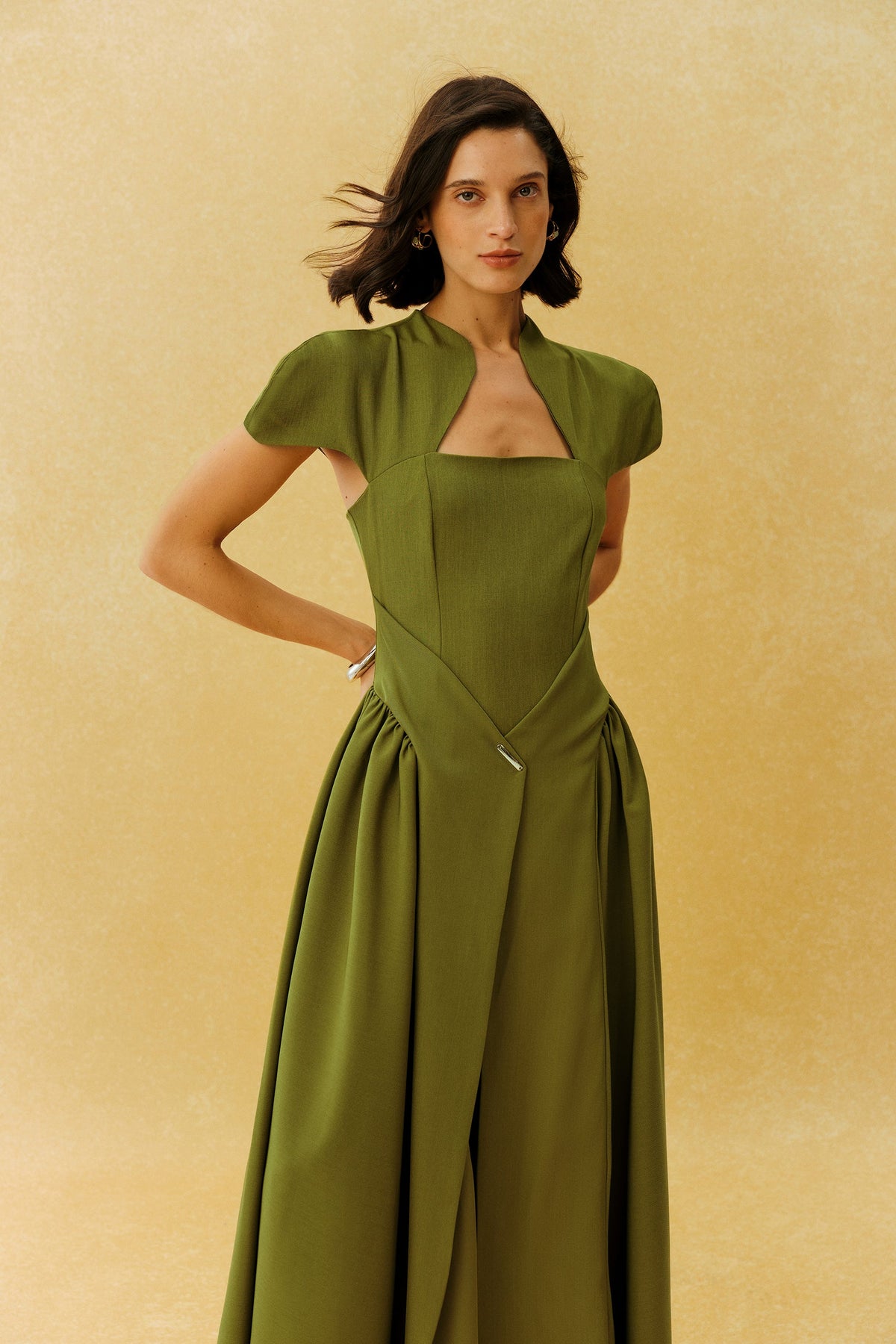 Green Metal Accent Cap-Sleeve Notched Square-Neck Formal Maxi Dress