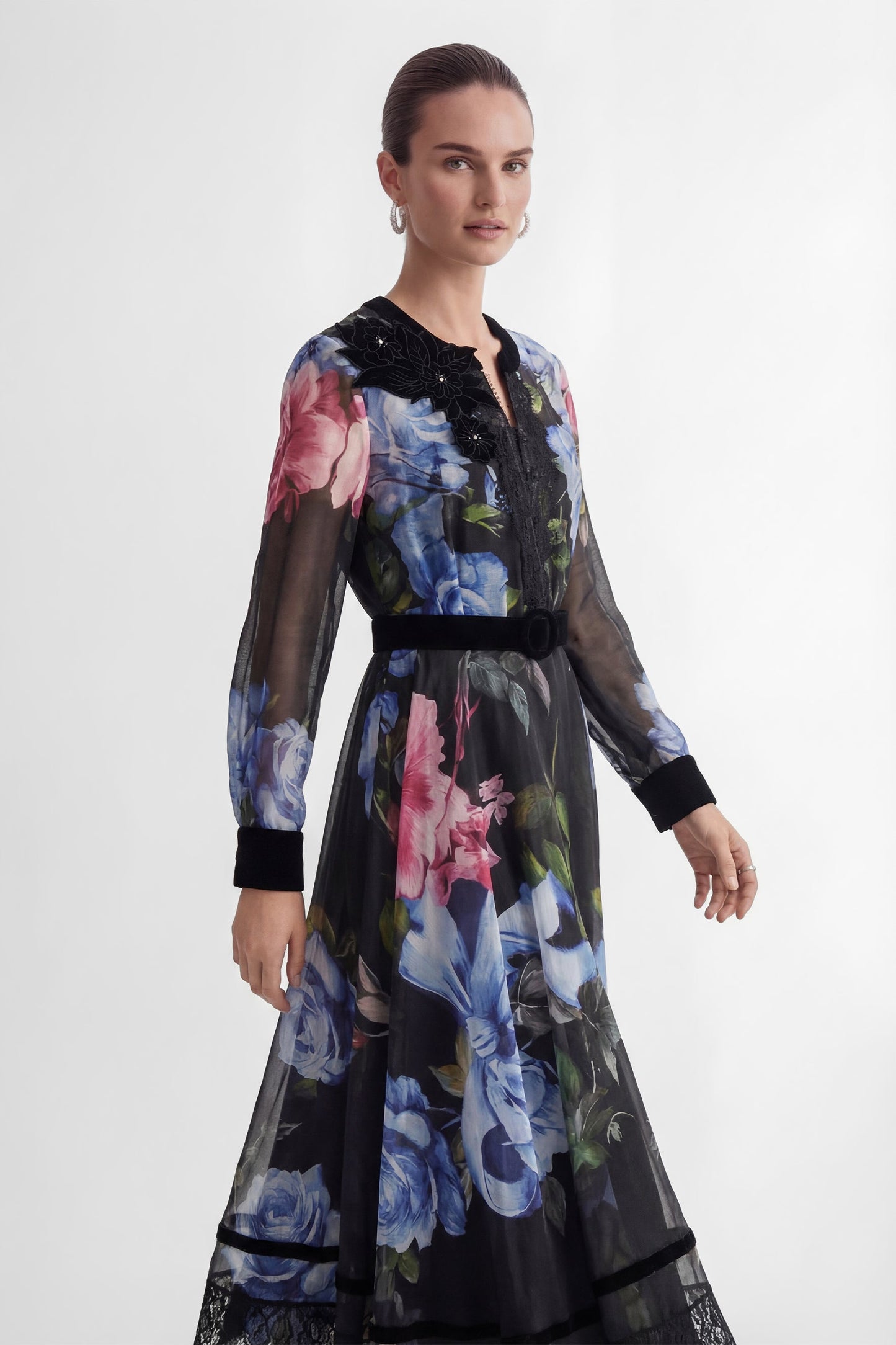 Chloe Stunning Antique Roses Black Floral Maxi Dress