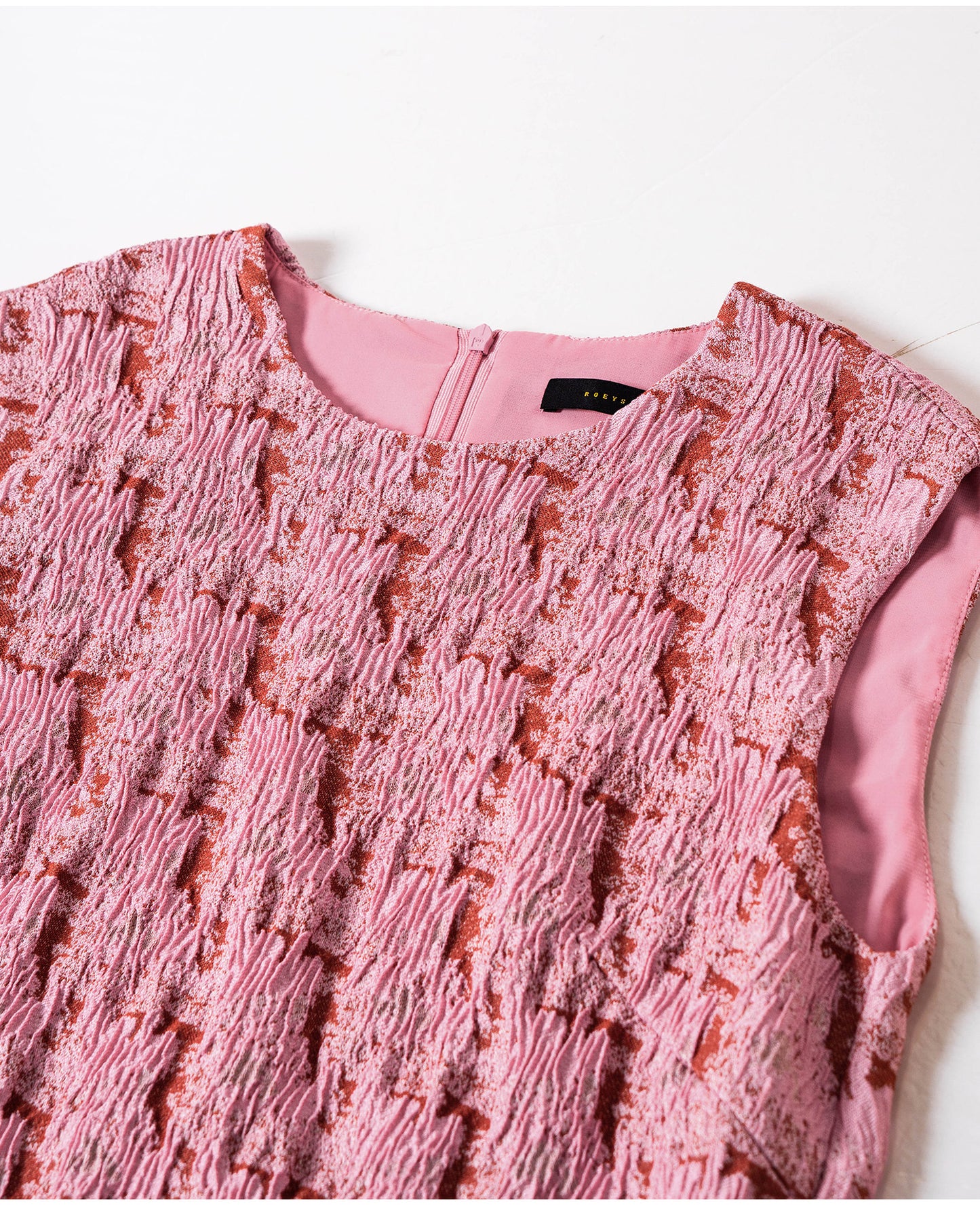 d8f70b5a-52af-407c-a45e-4acd5ae21b19