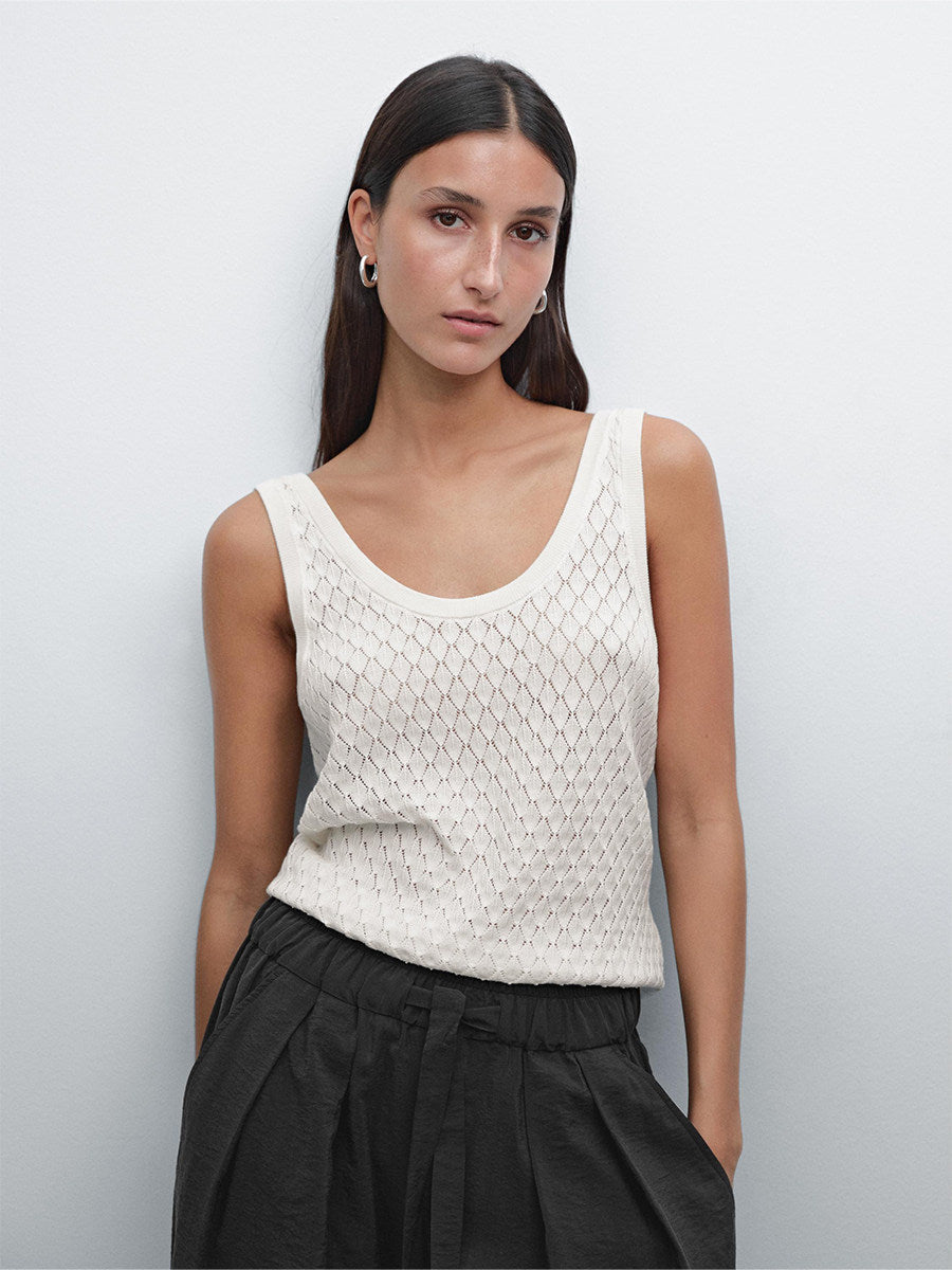 e3880ee9-19f3-449e-b597-2f9e212b6ba7