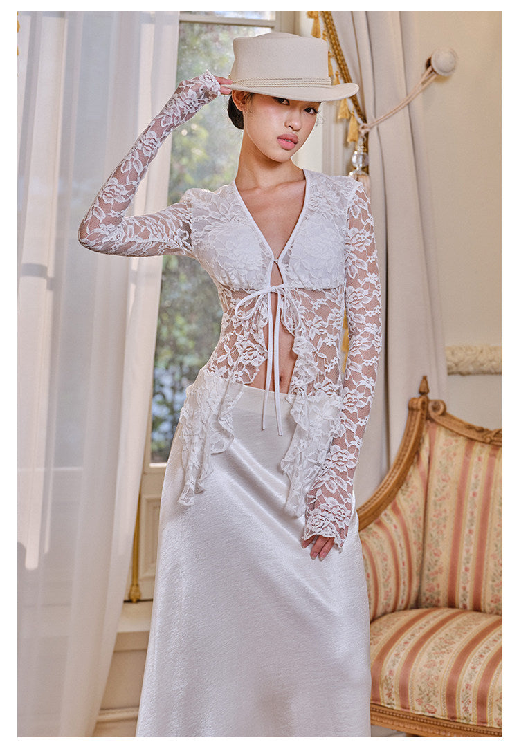 Lace Knitted Top with V-Neck Design