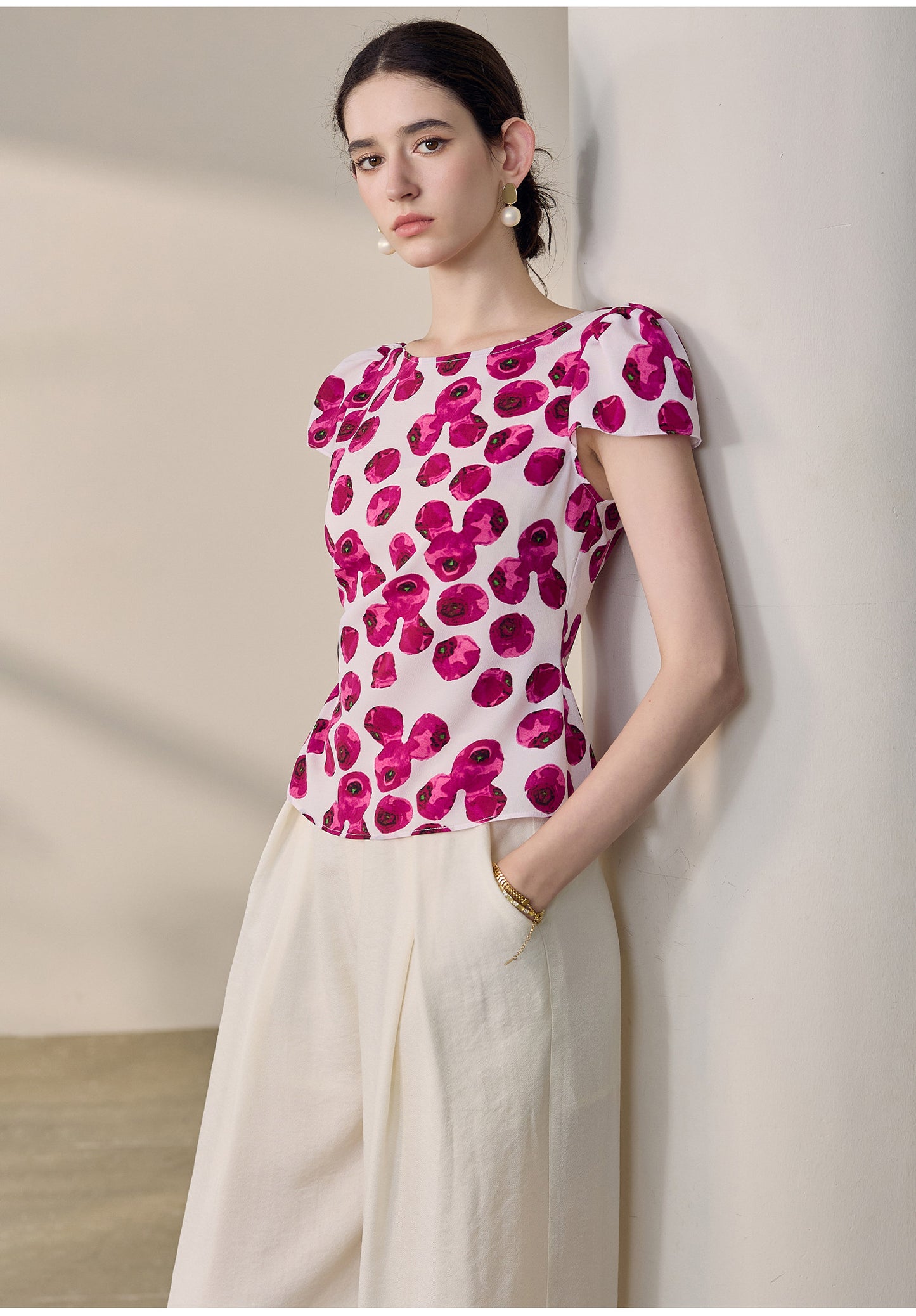 995fa6ab-6aad-4077-a2b0-259280c1eaeb