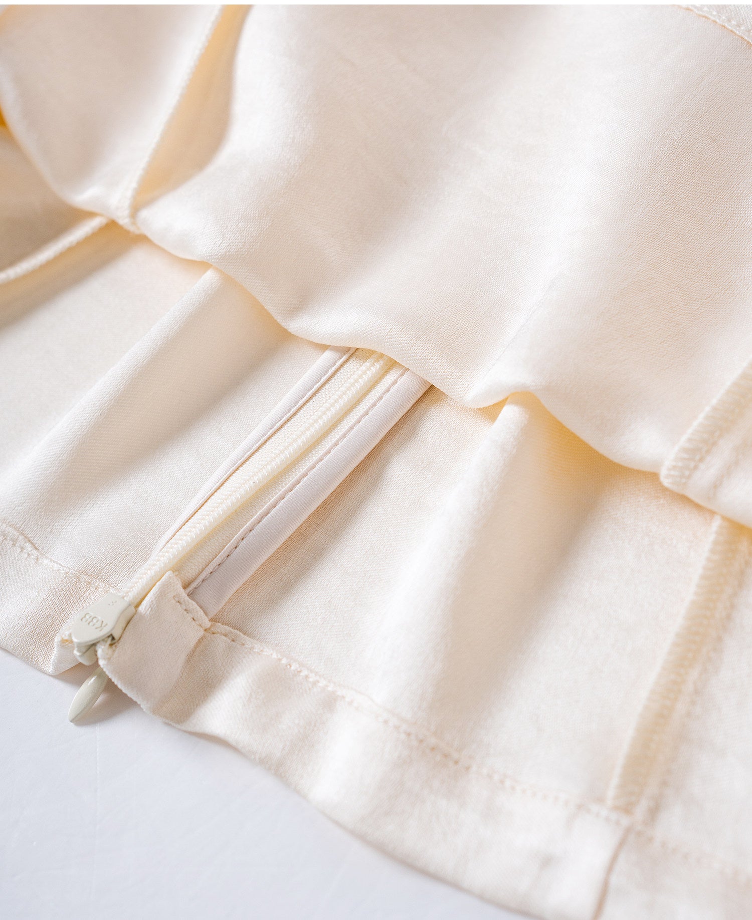 fe9207ec-49d4-4eae-8c44-26319a1ebeac