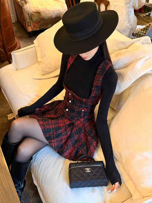 Mixed Color Viscose Vest and Pleated Skirt Set