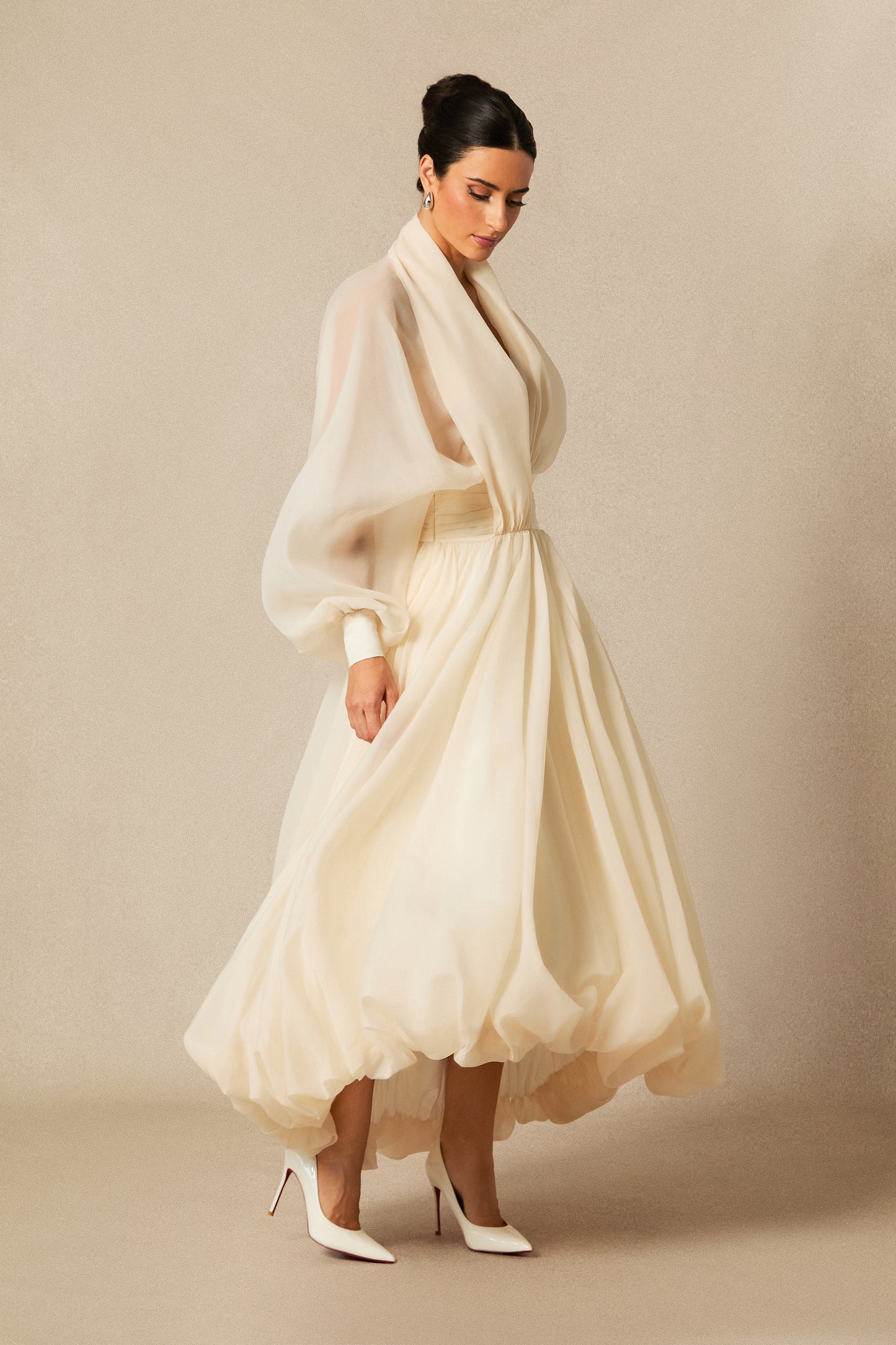 Chic Deep V-Neck Puff Sleeve Maxi Dress