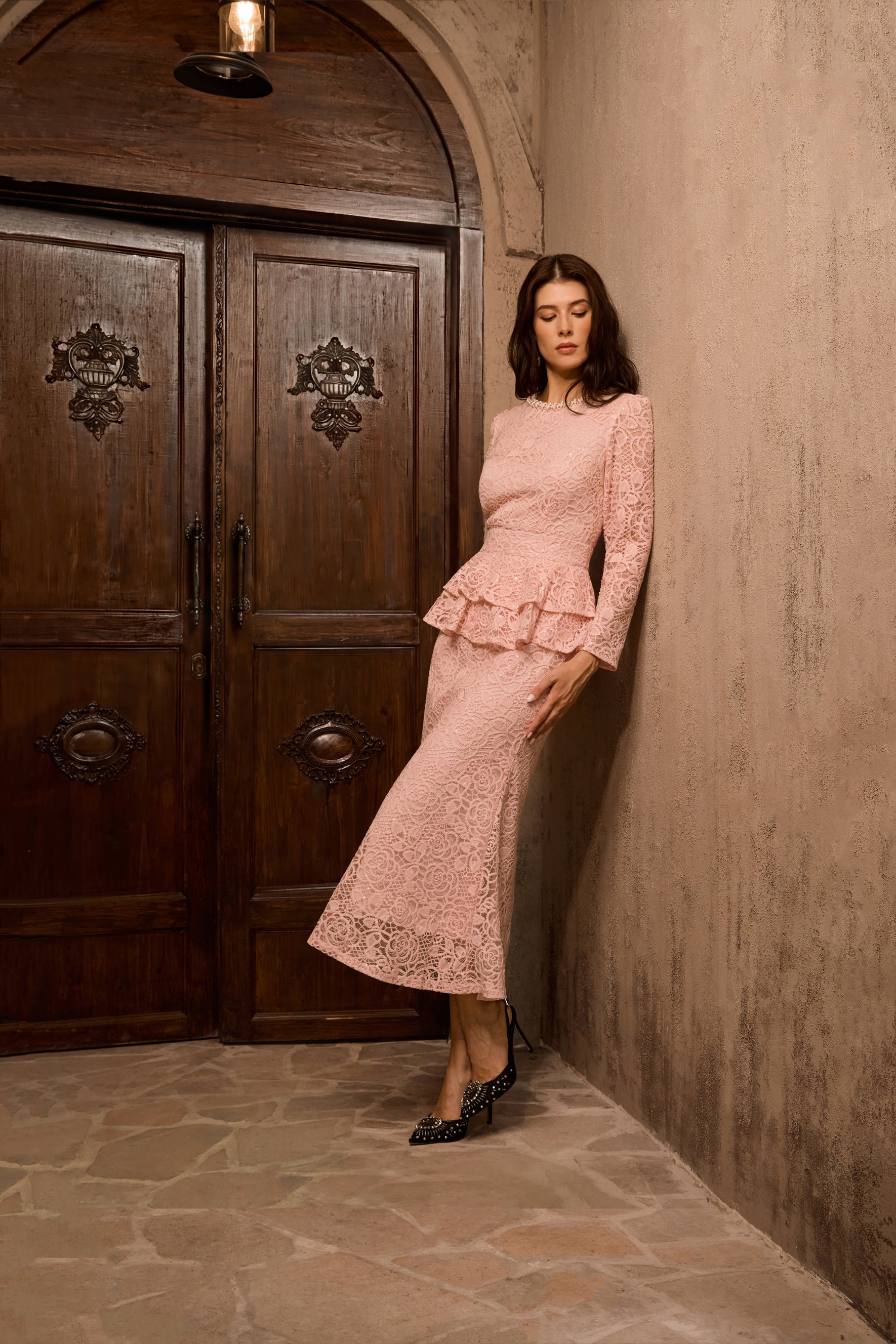 Chic Pink Embroidered Lace Ruffled Midi Dress
