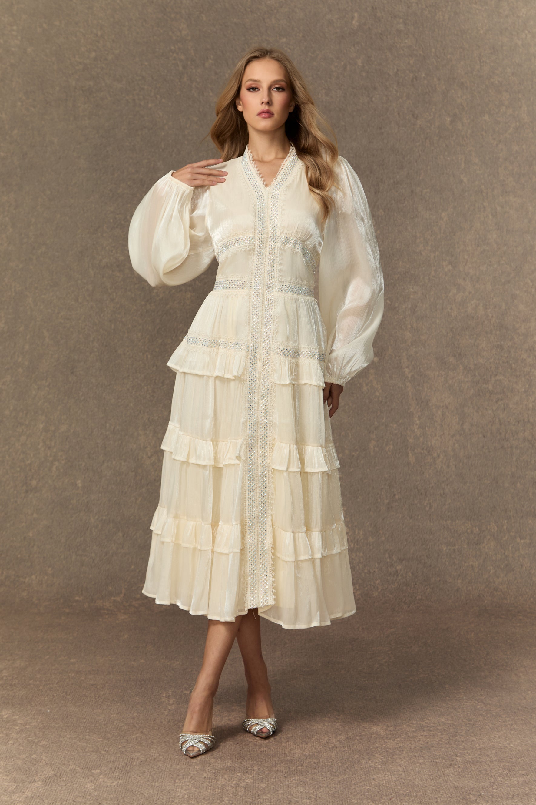 Chic White Tiered Ruffle Midi Dress