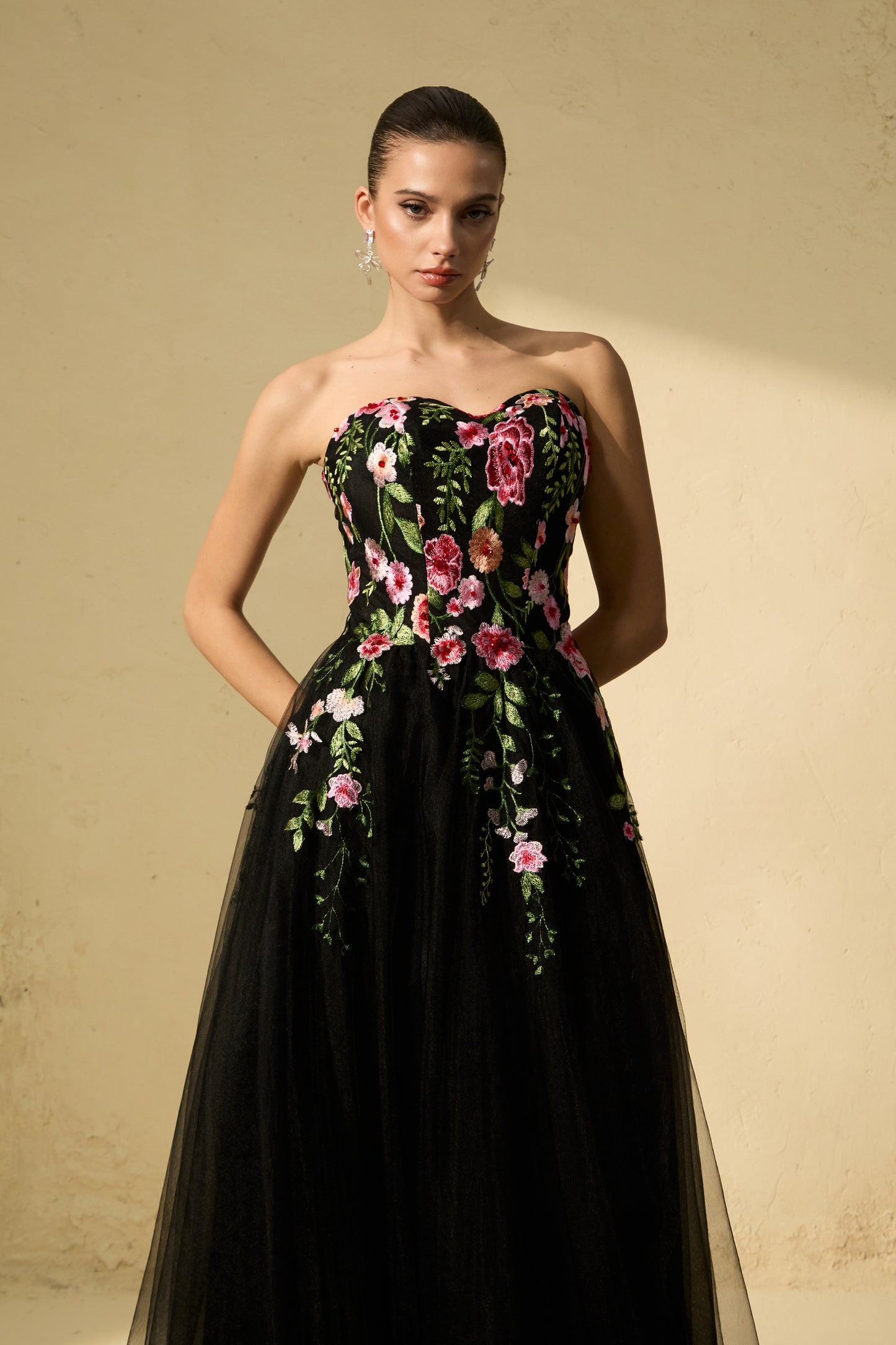 Elegant Black Floral Embroidered Strapless Maxi Dress