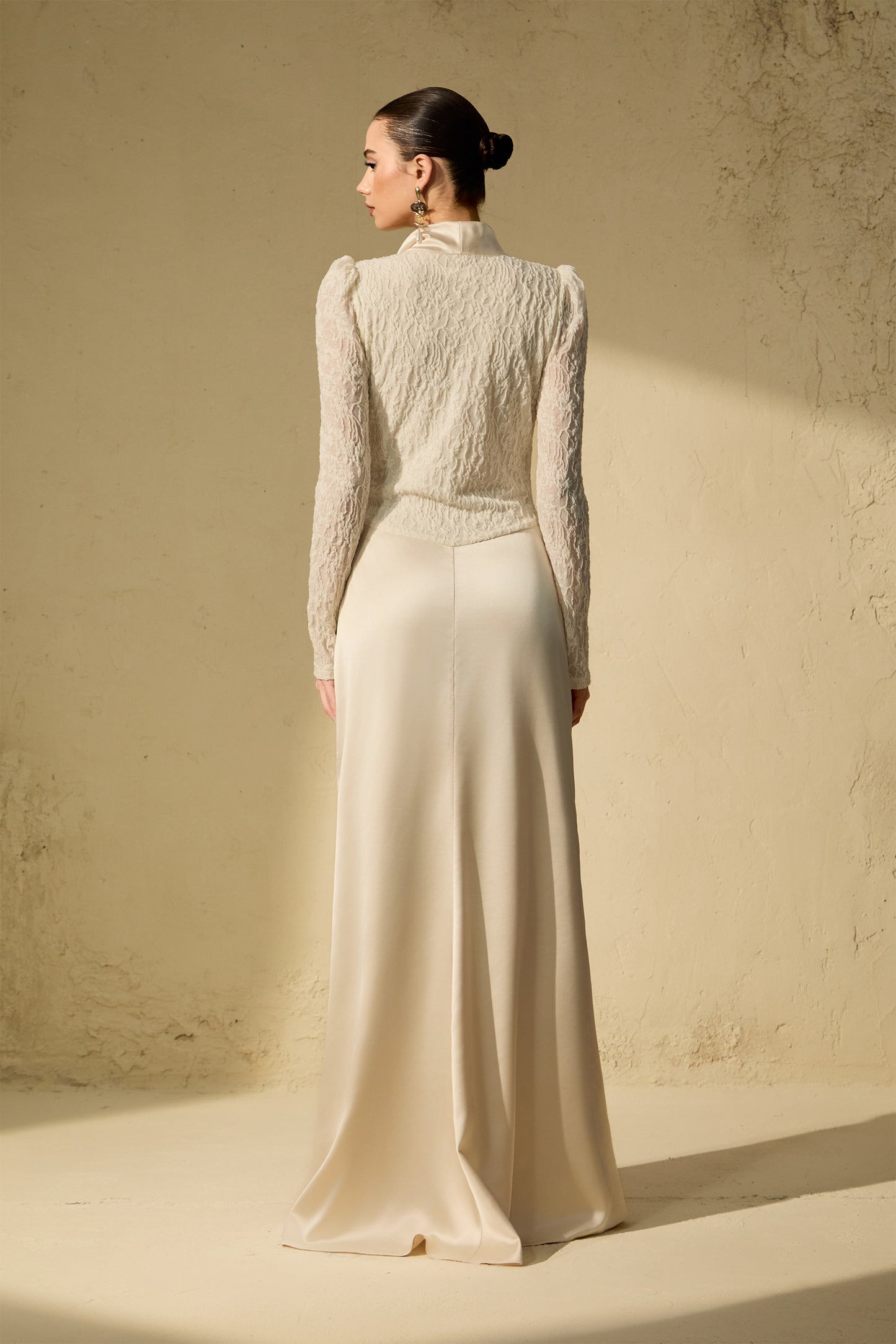 Elegant White Bow Neck Lace Maxi Dress