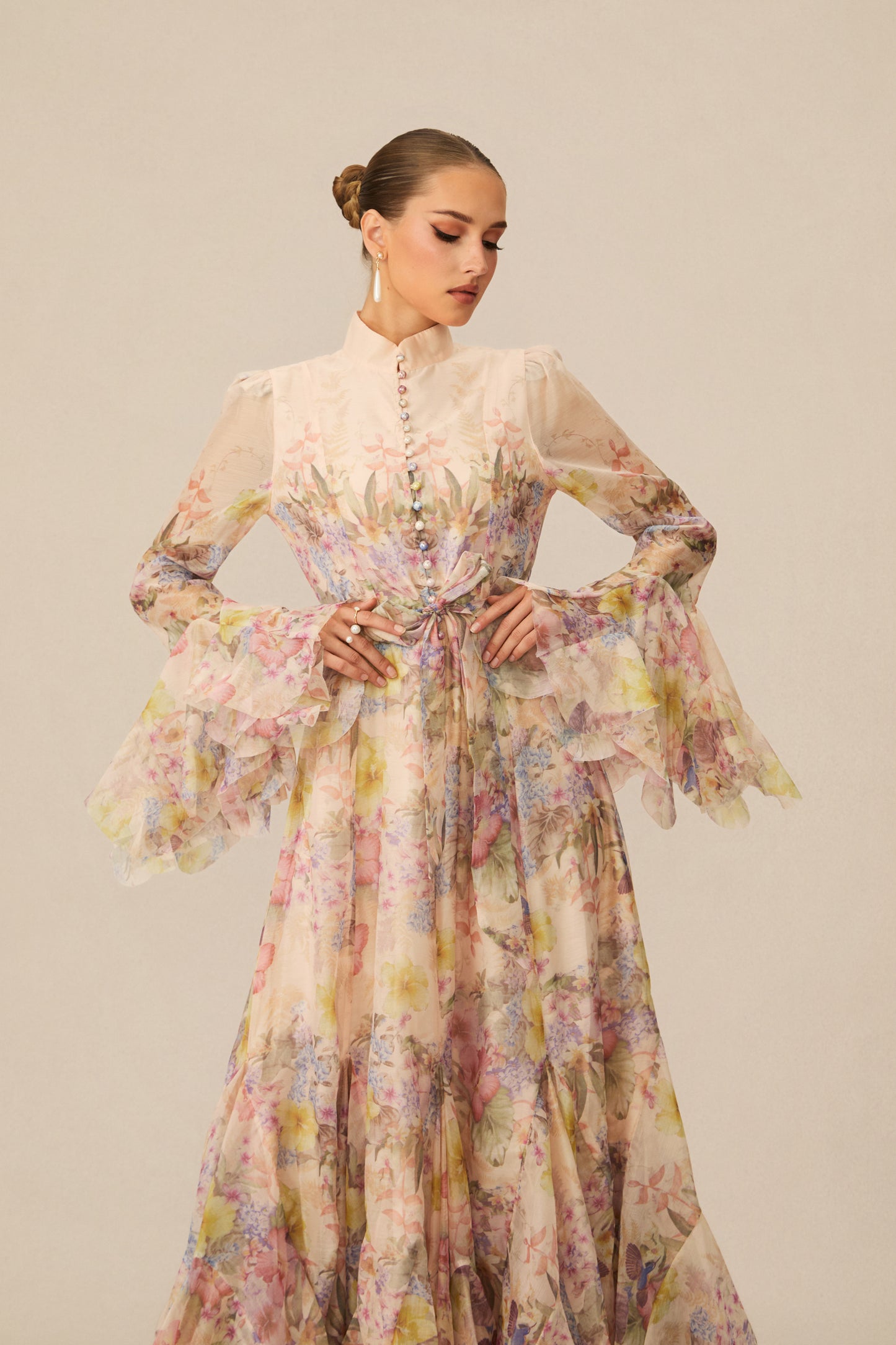 Floral Print Maxi Dress with Ruffle Cuffs