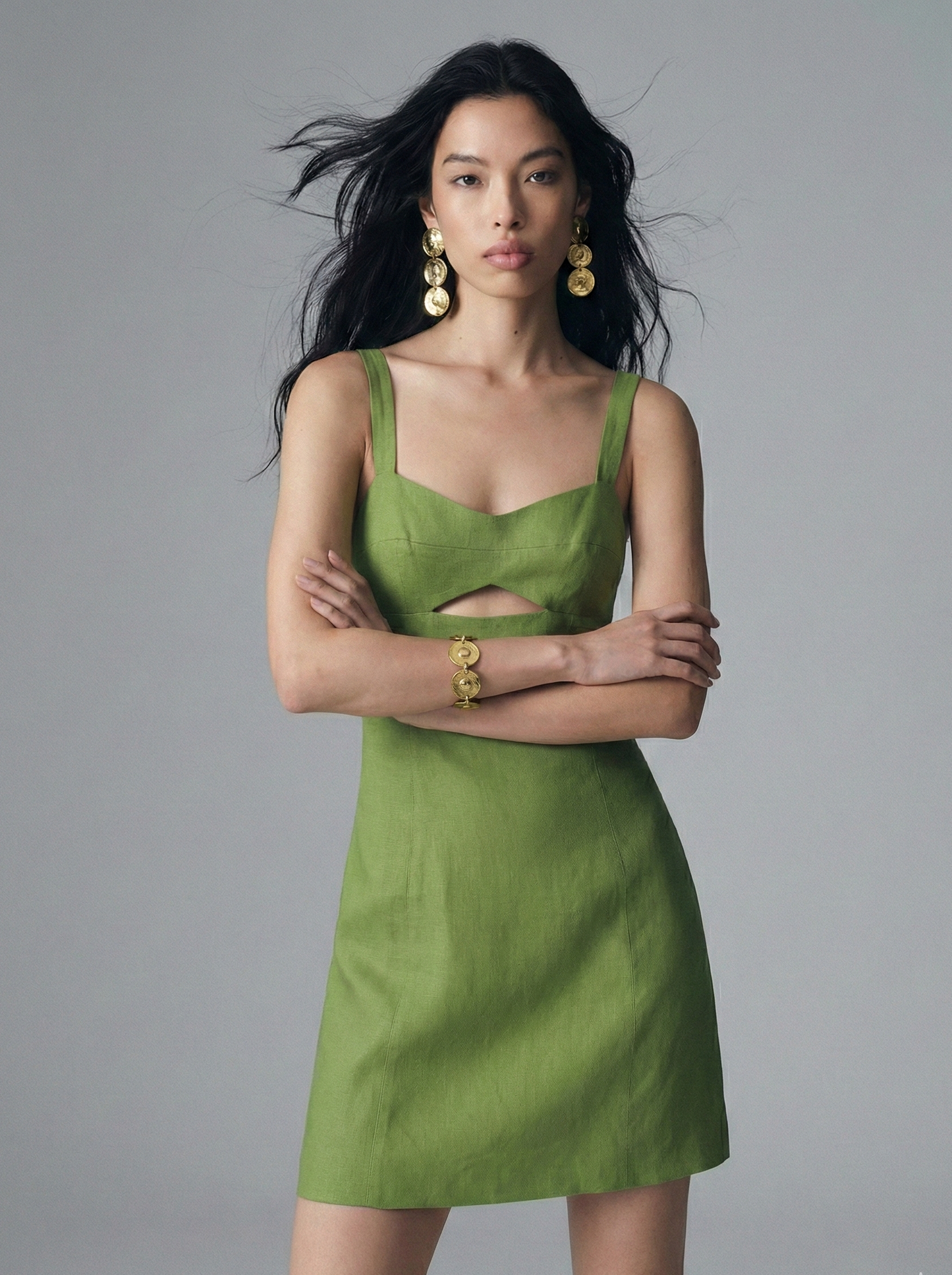 فستان كتان كلاسيكي بحمالات - أخضر بنمط عطلة الشاطئ