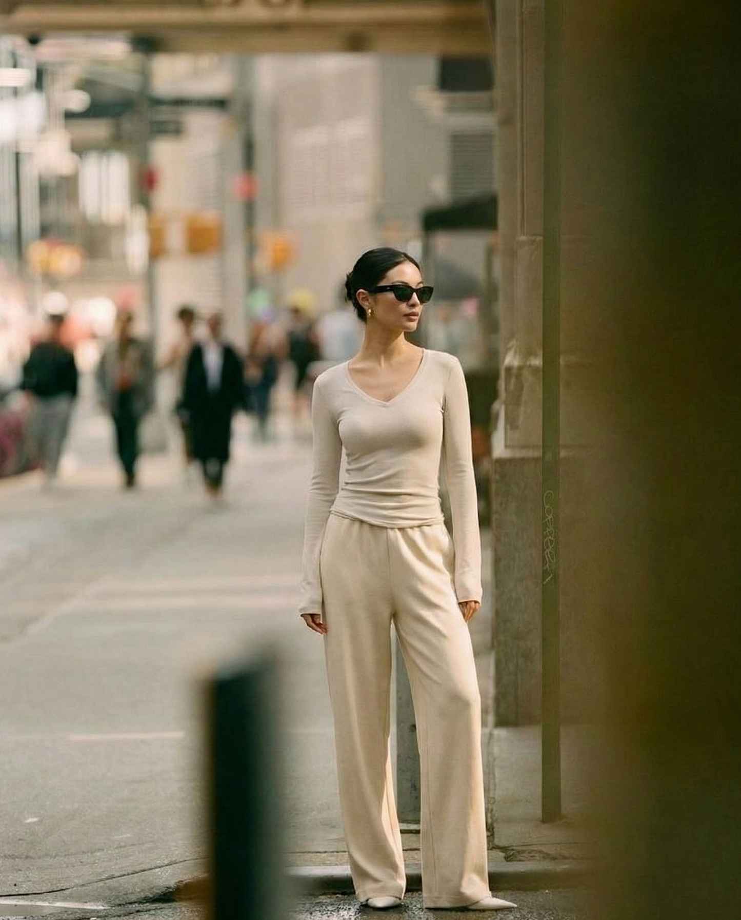 Cotton Blend Slim Fit V-Neck Long Sleeve Top