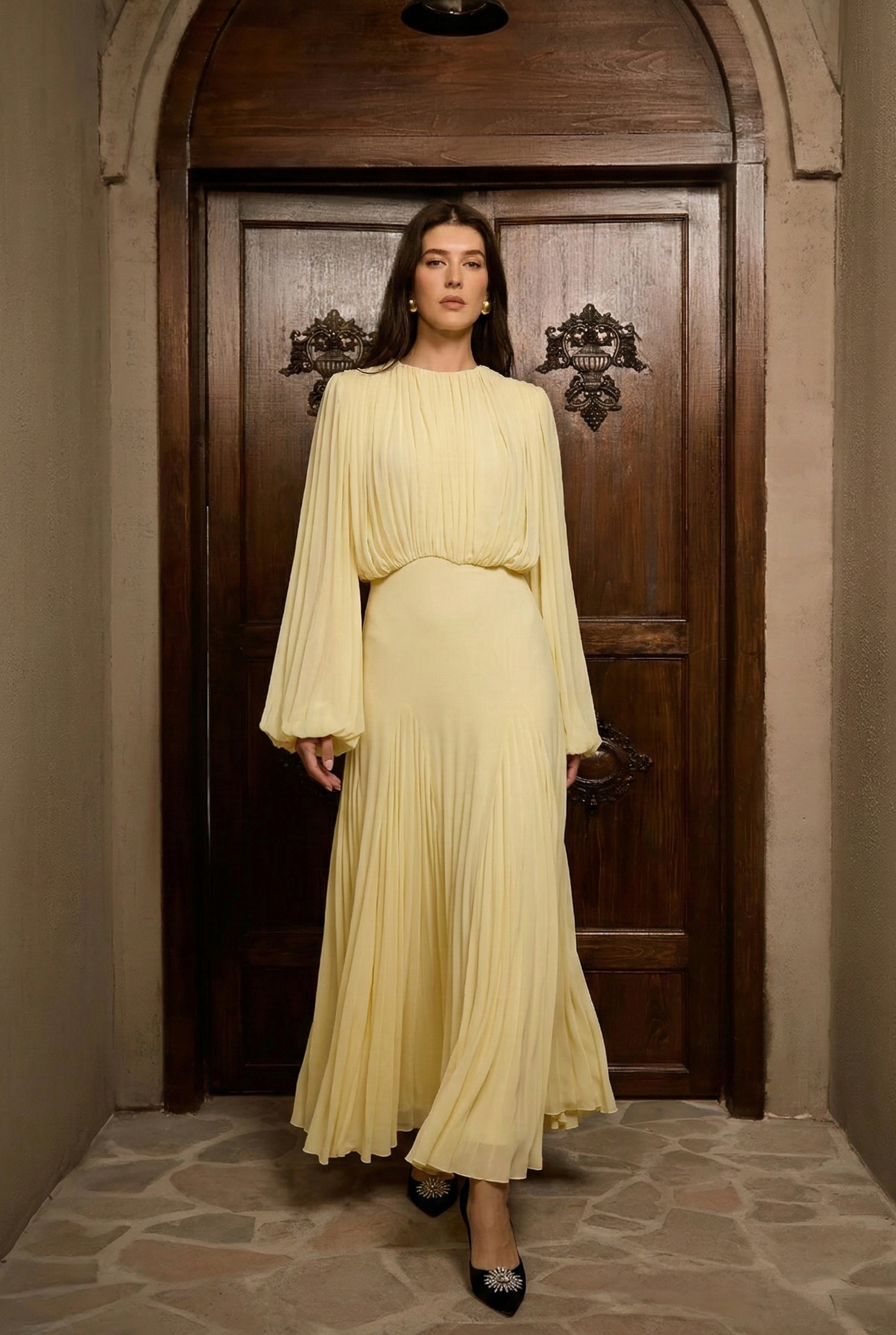 聚酯長裙，拼接褶皺設計，收腰設計