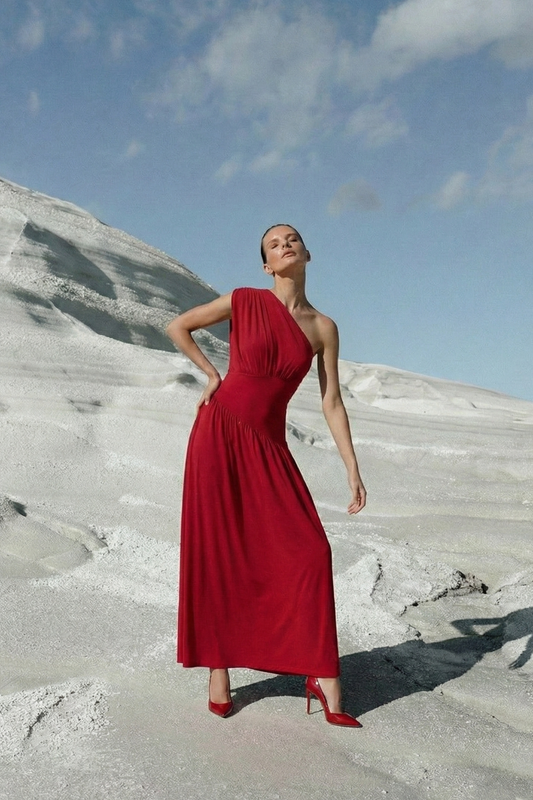 Polyester One-Shoulder Dress with Pleated Design