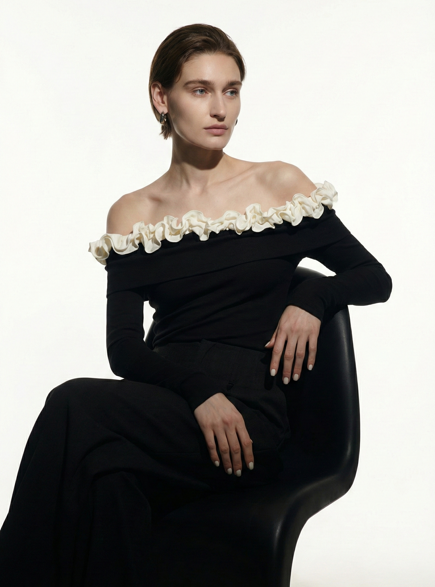 針織荷葉邊毛衣 - 拼色露肩修身款