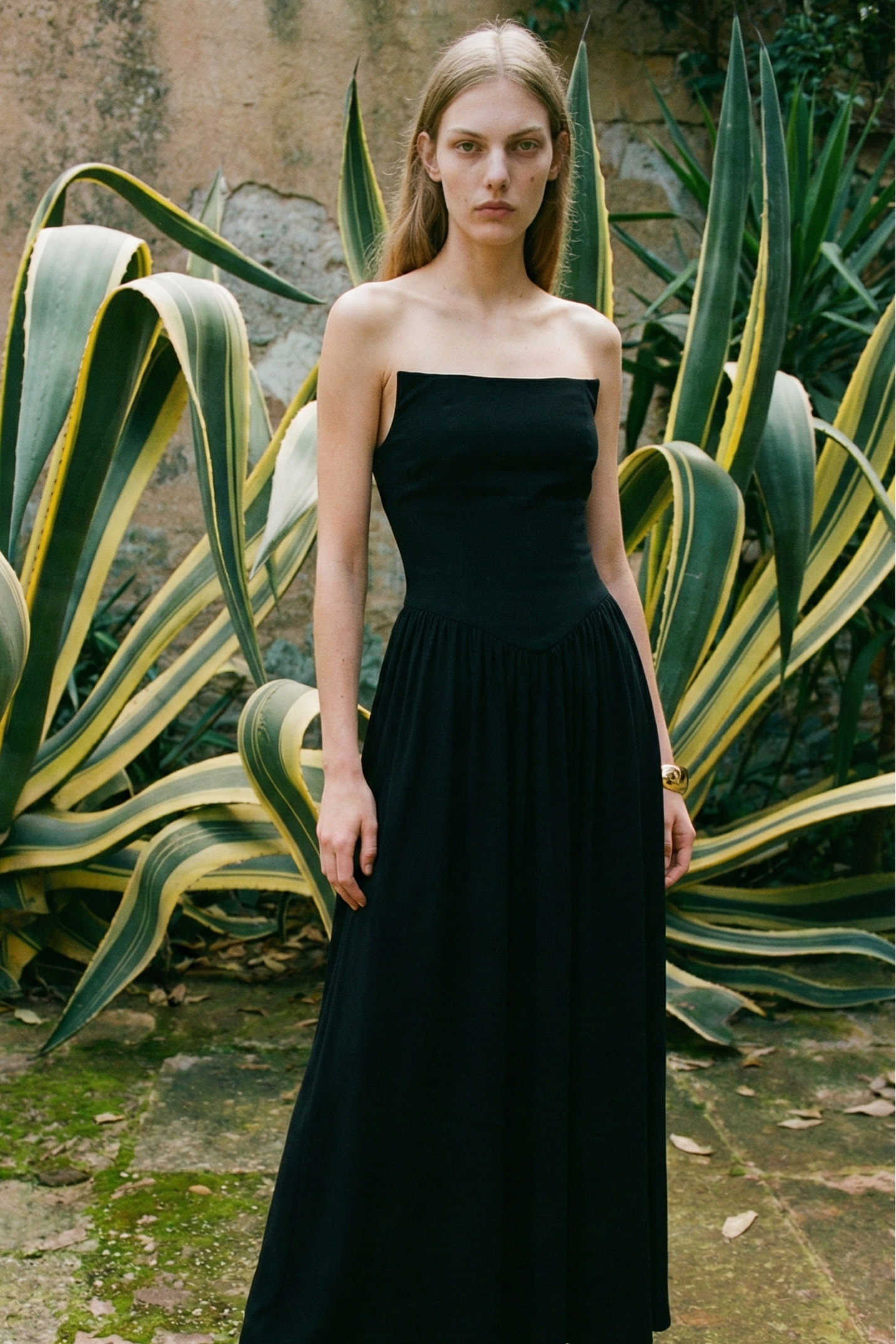 Polyester Sleeveless Ruched Dress with Irregular Hem