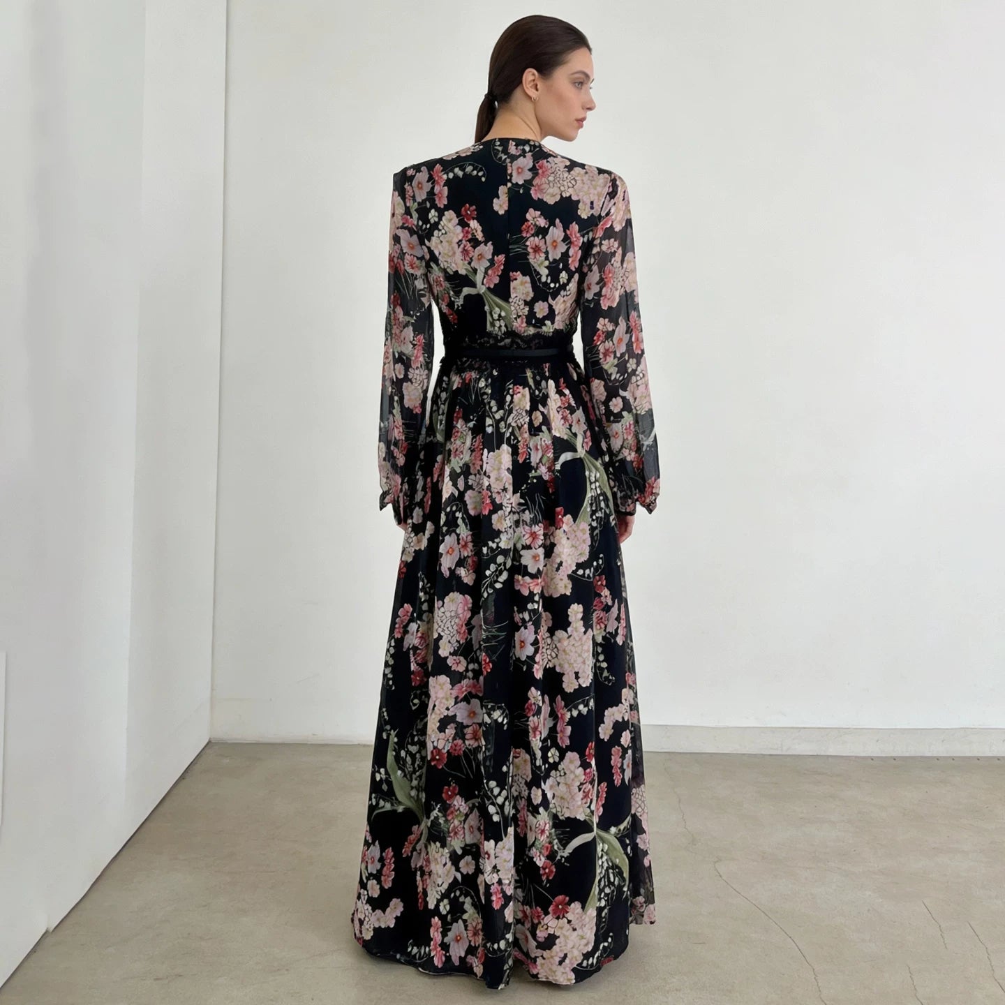 Cotton Lace Detail V-Neck Dress with Bow