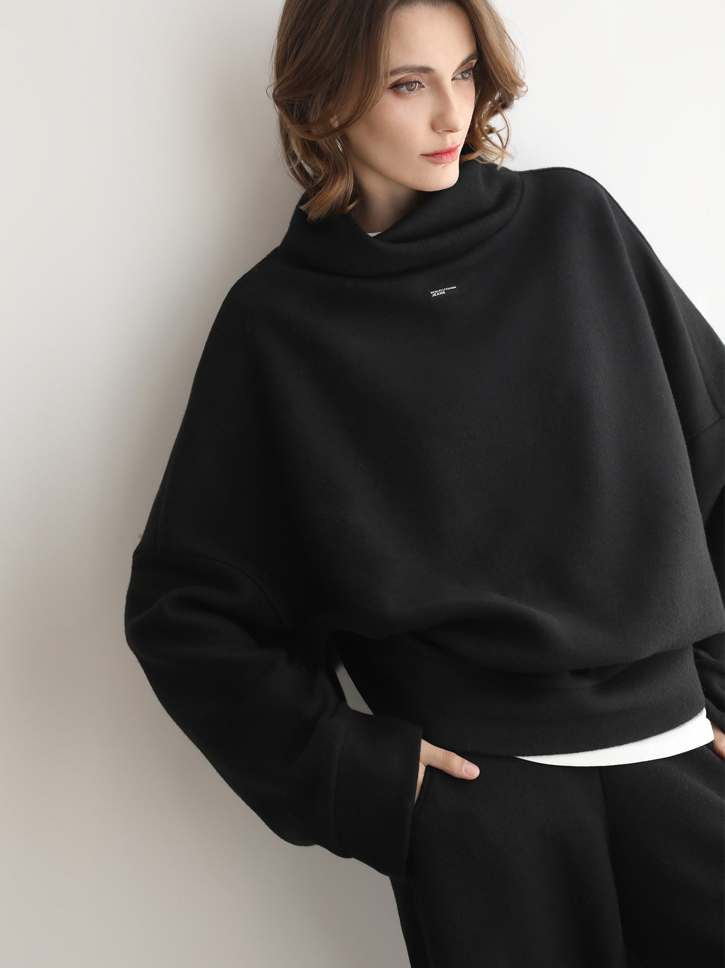 f6aa808f-5cc5-48a4-8b52-1b81fbef052f