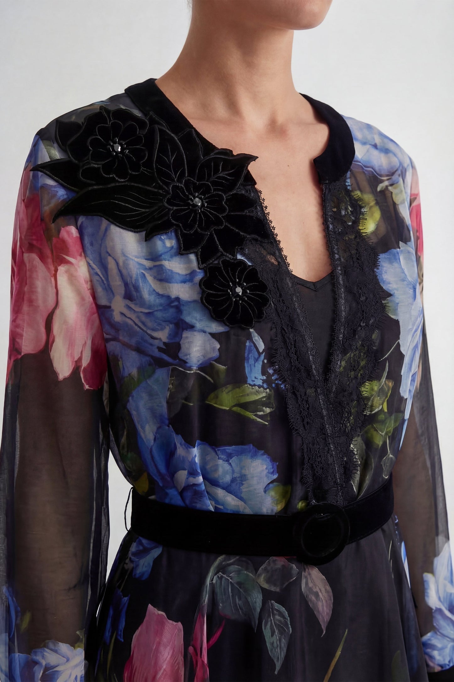 Chloe Stunning Antique Roses Black Floral Maxi Dress