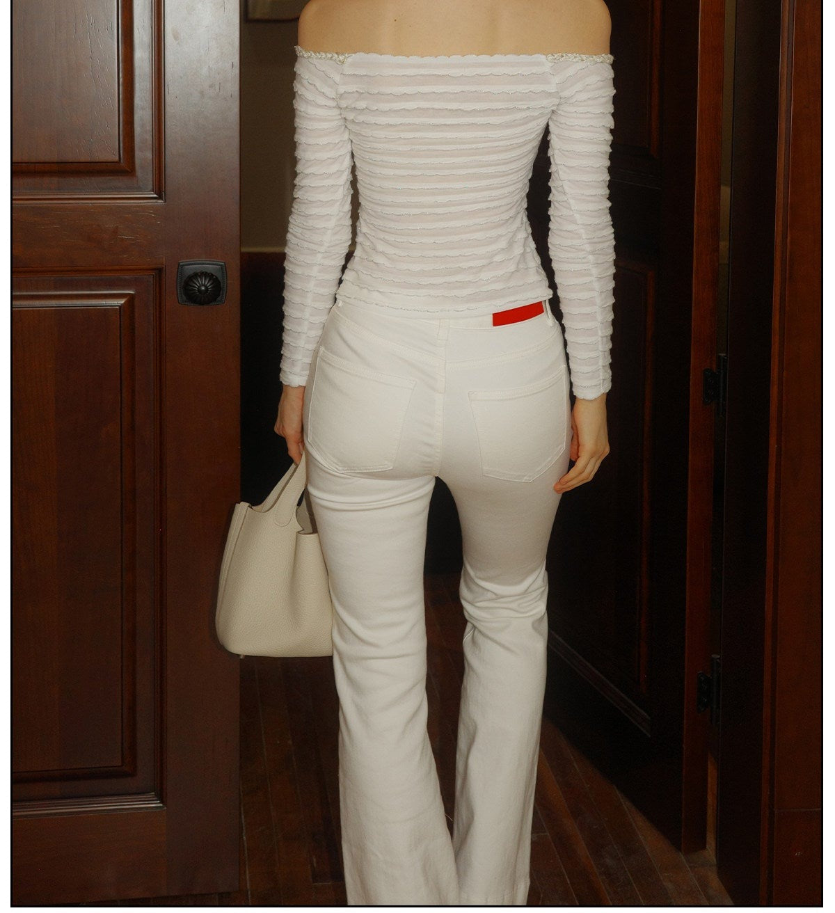 Elastic Off-Shoulder Top - Sweet Design