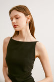 라인 넥 아세테이트 플리츠 슬림 핏 슬릿 드레스